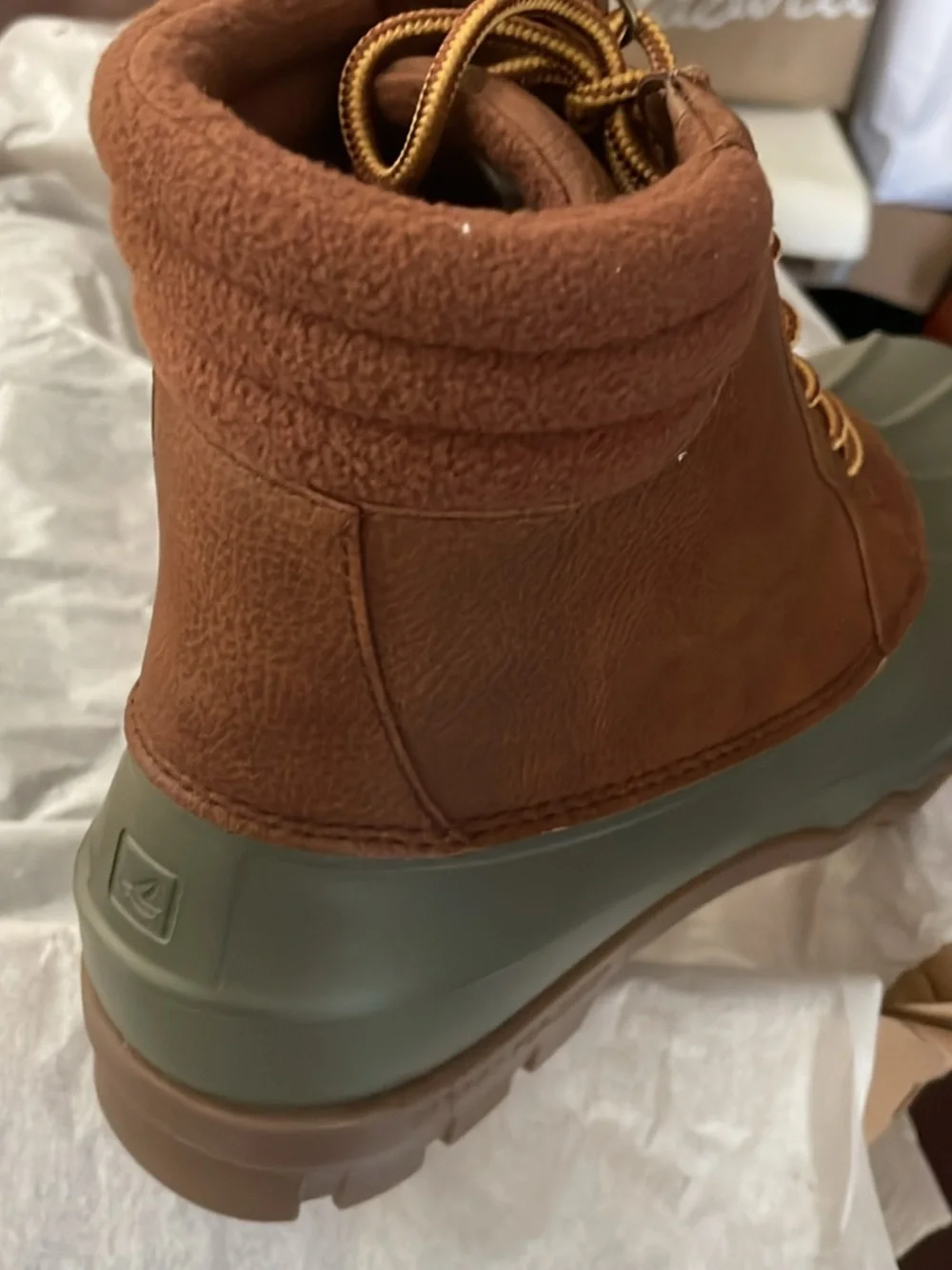 Sperry Men's Avenue Duck Boots in the tan and olive colorway 11M